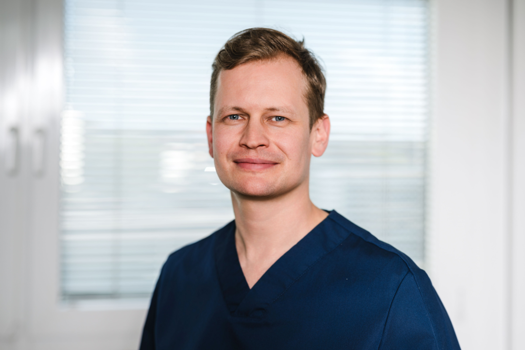 Dr. med. Lukas Püllen